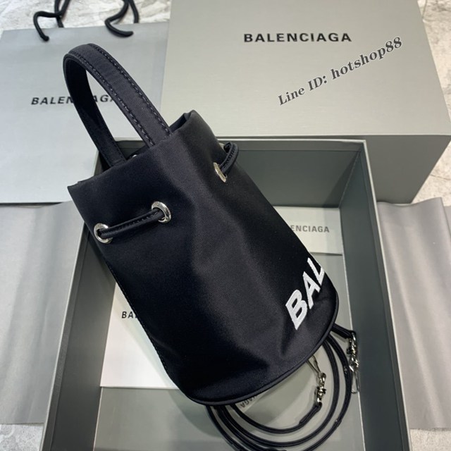 Balenciaga專櫃爆款Balen超輕水桶包 巴黎世家黑色帆布手提包 fyj1504